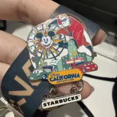 【海外ディズニー】カリフォルニアアドベンチャー スターバックス ピンバッチのサムネイル