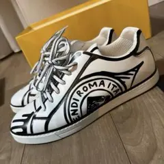 2025年最新】Fendi メンズ スニーカーの人気アイテム - メルカリ