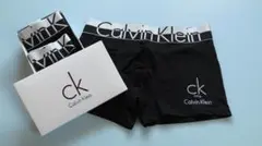 当日発送可能　Mサイズ　黒　Calvin Klein　ボクサーパンツ１枚