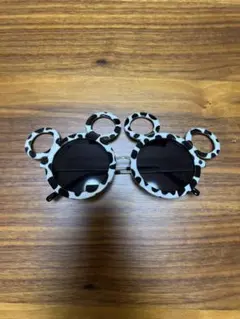 【即日発送】牛柄ミッキー型サングラス