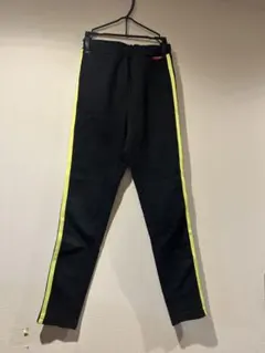 サイドストライプ黒パンツ（イエロー/ホワイト）