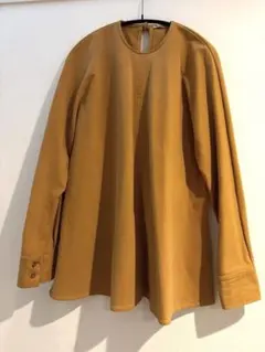 Acne Studiosマスタードバックリボン長袖シャツチュニックのサムネイル