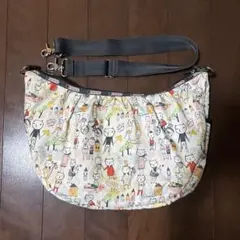 土日限定セール❣️LeSportsac ショルダーバッグ 猫柄 総柄のサムネイル