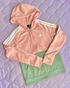 adidas　フーディー ジップ パーカー　M　ピンク　アディダス　ジャージのサムネイル