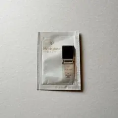 クレドポーボーテ タンフリュイドエクラ マット オークル20 サンプル