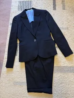 紺色　ストライプ パンツスーツ　les mues