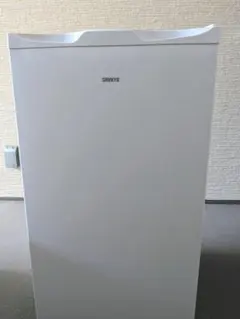美品》除菌・清掃済みSAMKYO 冷凍庫 65L 家庭用ZU60 - メルカリ