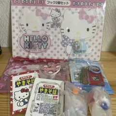 匿名発送　ハローキティset いちご新聞チャーム　バダカラヘアピン　ガチャ