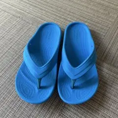 Crocs サンダル 濃いめの水色 18.5㎝ (C12)のサムネイル