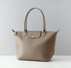 2026年最新】ロンシャン シティ トープの人気アイテム - メルカリ