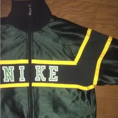 nike ナイロンジャケット リバーシブル