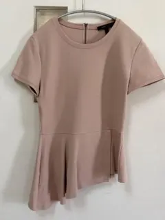BCBGMAXAZRIA ペプラム　ピンク　Tシャツのサムネイル