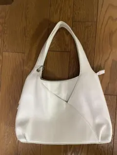 ウンガロ バッグ ungaro オフホワイト　本革