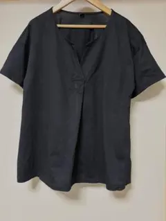 UNIQLO 黒 Vネック Tシャツ 半袖 M　マーセライズコットン