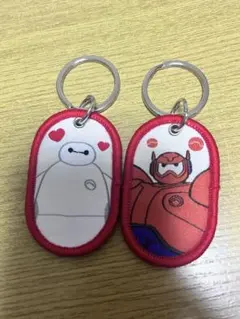 ディズニーキャラクターの刺繍タグキーホルダー【ベイマックス、ベイマックス2.0】