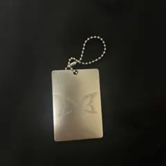 Mertra 蝶々ロゴ プレート キーホルダー