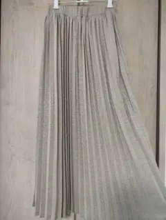 ローリーズファーム　ラメプリーツスカート　LOWRYS FARM