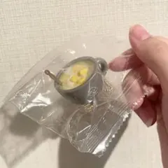 Item thumbnail for item 8c96875d-f621-4b04-806a-fc62efcd7052