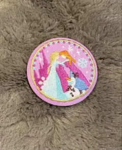 ディズニー刺繍缶バッジ アナと雪の女王