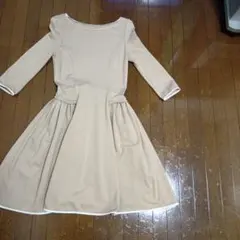 美品で格安✨デイジーリンフォクシー ロジーリリードレス 38