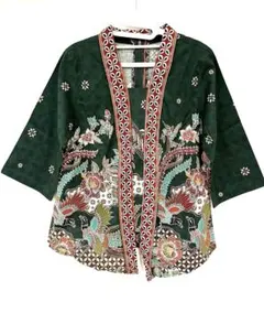 インドネシア民族衣装　花柄刺繍バティックグリーン五分袖シャツ