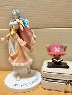 1/20まで値下げ【箱なし】ビビ&チョッパーフィギュア