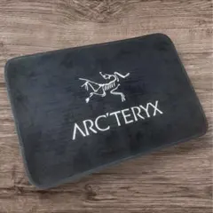 アークテリクス ARC’TERYX 玄関マット ロゴマット ブラック ロゴ入り