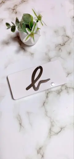 agnes b.のサムネイル