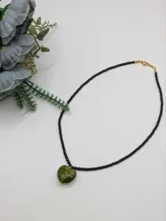 ハートのヴィンテージビーズトップ ネックレスm