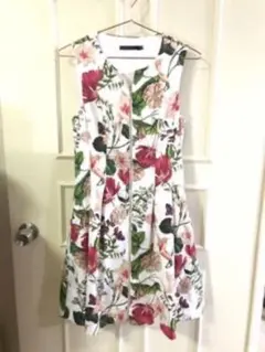 Portmons 花柄 ノースリーブ フロントジップ ワンピース