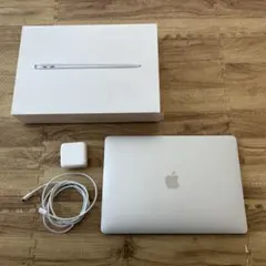 Macbook Air 2018 13inch 256GB 16GB 箱有