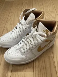 綺麗 Nike Air Jordan 1 Retro High OG スニーカー