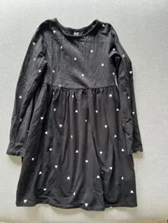 H&M ハート柄 黒 長袖ワンピース 12/128