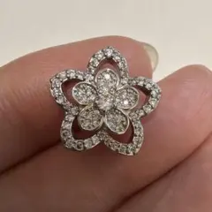お花ピアス