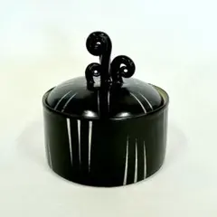 銀彩装飾　黒いふたつきの小鉢