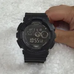 CASIO G-SHOCK GD-100 反転液晶 ジーショック クマ - メルカリ