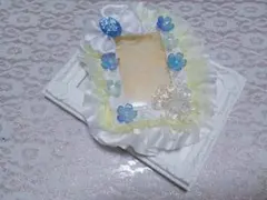 B8 硬質ケース デコ 痛トレカケース リボン 白 黄色 青 花 クリア