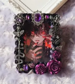 B8　ホイップデコ　トレカケース　ゴシックスタイル 紫色 バラ 蛇　クモの巣