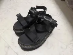 Dr.Martens サンダルのサムネイル