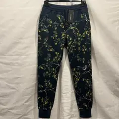 Item thumbnail for item 39671c82-e3af-437d-a7d2-e3de9268794a