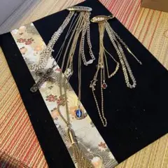 Item thumbnail for item d4f15280-afbb-493f-929b-85f90c1c7038