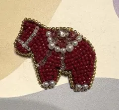 ハンドメイド ビーズ刺繍　ダーラナホースのブローチ