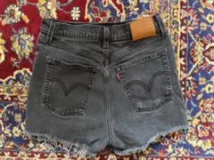 Levi's Premium Ribcage Shorts ブラック 28のサムネイル