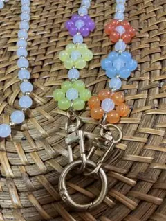 夏に目立つ可愛い携帯ストラップ