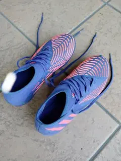 adidas PREDATOR サッカーシューズ スパイク