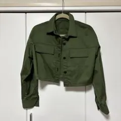 オリーブグリーン クロップドジャケット　ページボーイ