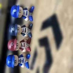 パワプロ君、4体セット、DNA.ヤクルト、中日、カープの、4種類セットです