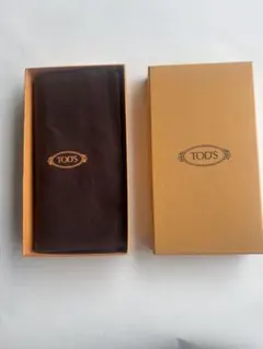 TOD’S トッズ 長財布 ネイビー 本革 ラウンド 箱付のサムネイル
