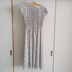 YECCA VECCA イエッカヴェッカ ヴィンテージフラワー柄ワンピース