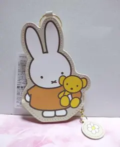 ミッフィー ダイカットコインケース